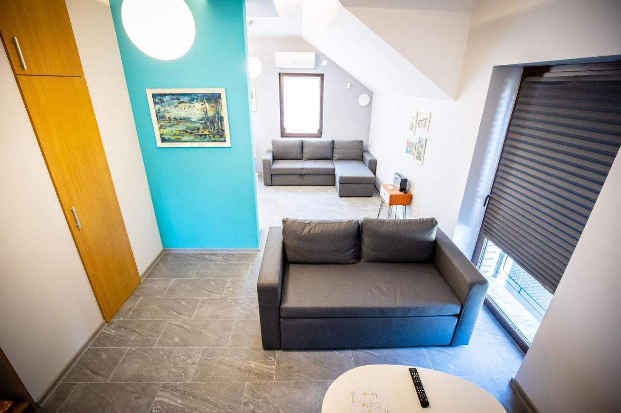 Gray Brick Apartment Суботица Екстериор снимка