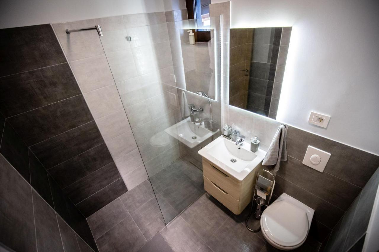 Gray Brick Apartment Суботица Екстериор снимка