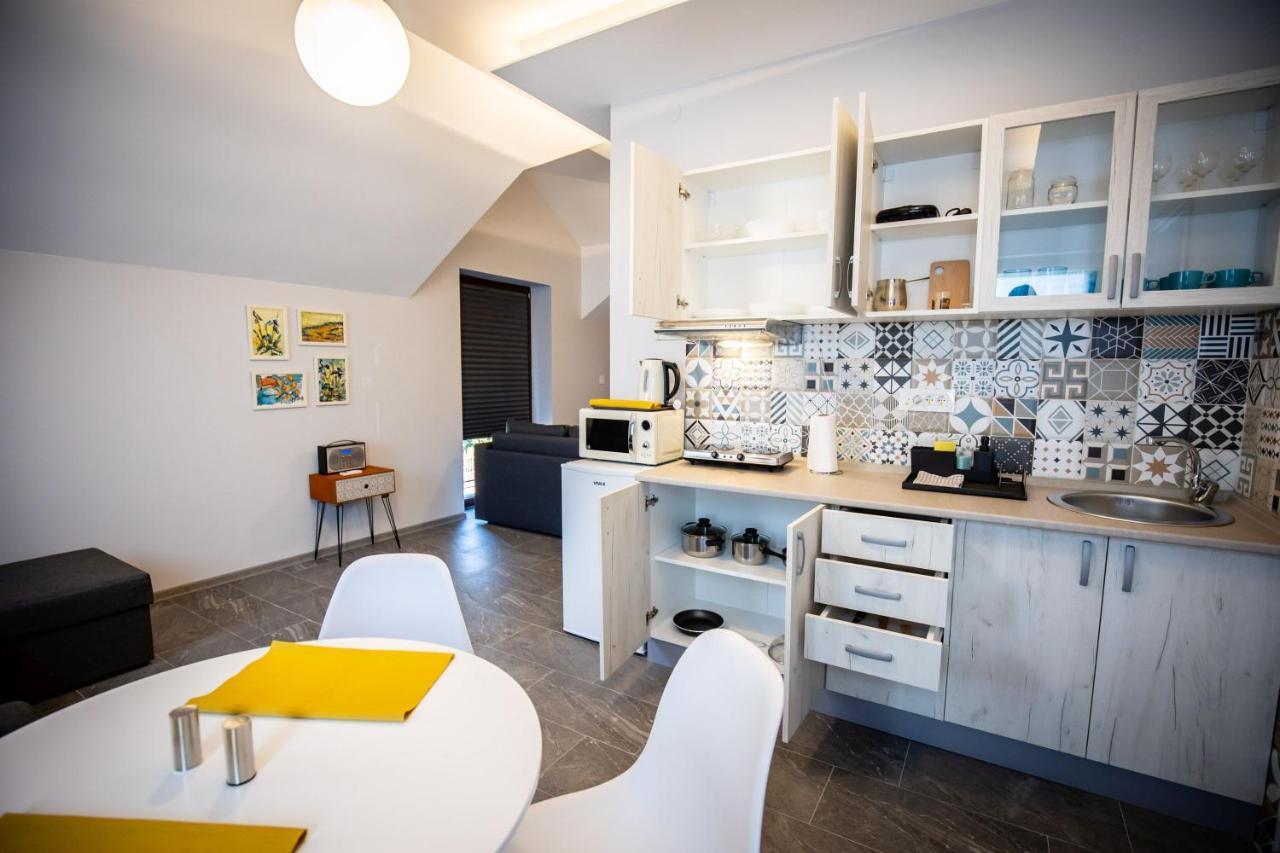 Gray Brick Apartment Суботица Екстериор снимка