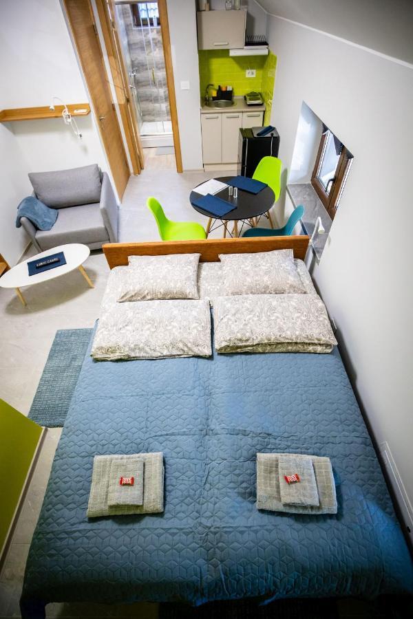 Gray Brick Apartment Суботица Екстериор снимка